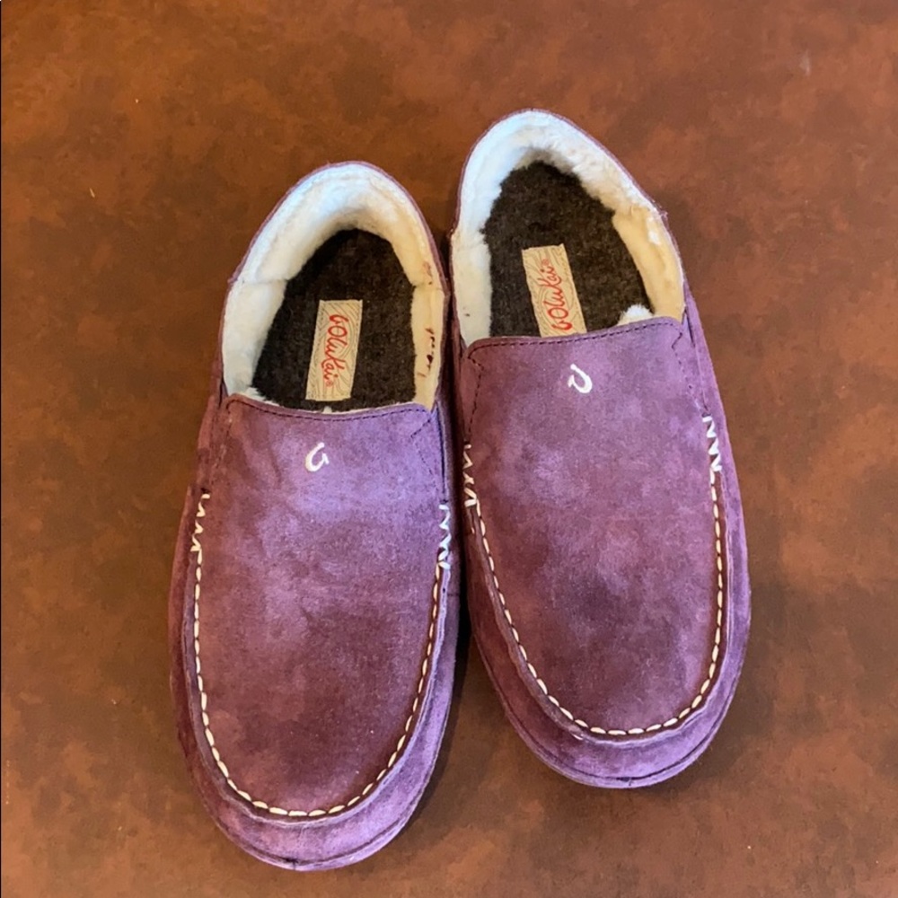 NWT Olukai Ladies Slipper size 6